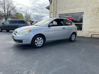 Used 2009 Hyundai Accent GS image 1