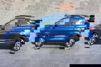 Used 2022 Ford Escape SE w/ Convenience Package image 1