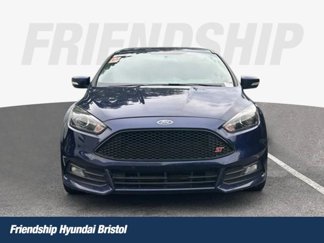 Used 2016 Ford Focus ST w/ Equipment Group 401A image 1