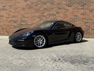 Used 2024 Porsche 718 Cayman w/ Sport Chrono Package image 1