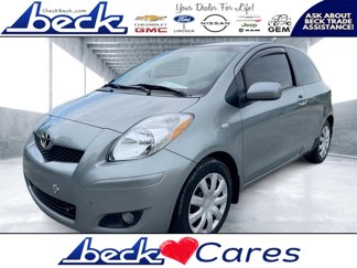 Used 2010 Toyota Yaris 2-Door Hatchback image 1