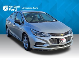 Used 2017 Chevrolet Cruze LT w/ Convenience Package image 1
