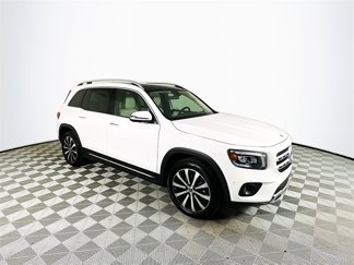 Certified 2022 Mercedes-Benz GLB 250 image 1
