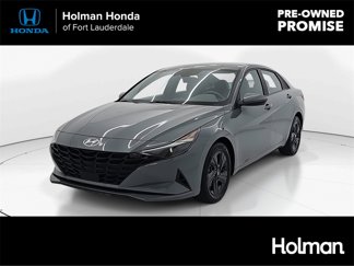 Used 2022 Hyundai Elantra SEL w/ Convenience Package image 1