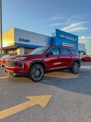New 2025 Chevrolet Traverse LT image 1