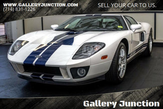 Used 2005 Ford GT image 1