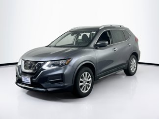 Used 2020 Nissan Rogue SV image 1