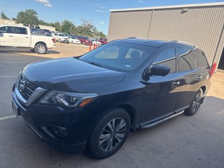 Used 2019 Nissan Pathfinder SL image 1