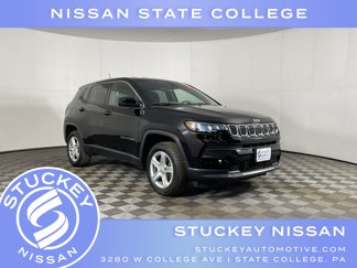 Used 2023 Jeep Compass Sport image 1