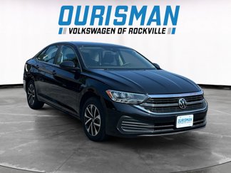 Used 2023 Volkswagen Jetta S image 1