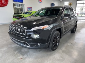 Used 2017 Jeep Cherokee Limited image 1