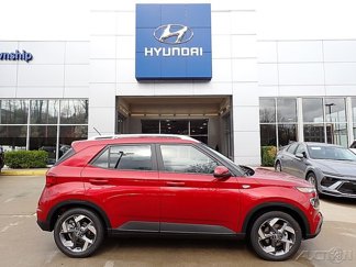 New 2025 Hyundai Venue SEL image 1