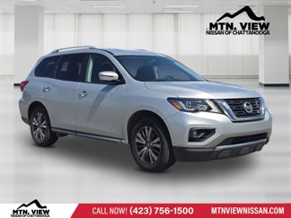 Used 2020 Nissan Pathfinder SV image 1