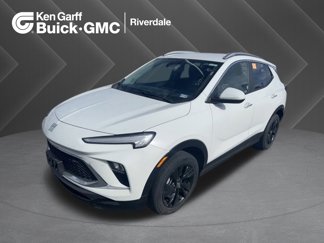 Used 2024 Buick Encore GX Sport Touring image 1