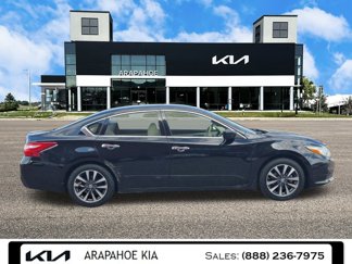 Used 2016 Nissan Altima 2.5 SV image 1