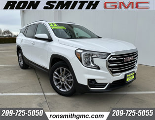 Used 2022 GMC Terrain SLT w/ Infotainment Package II image 1