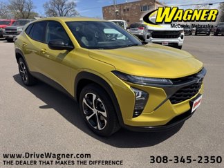 Used 2024 Chevrolet Trax RS w/ Sunroof Package image 1