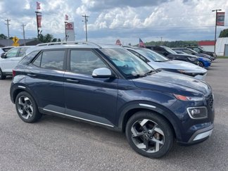 Used 2020 Hyundai Venue image 1