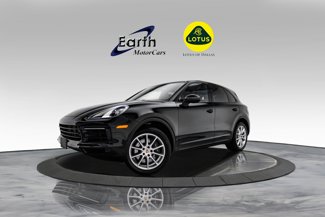 Used 2022 Porsche Cayenne w/ Premium Package image 1