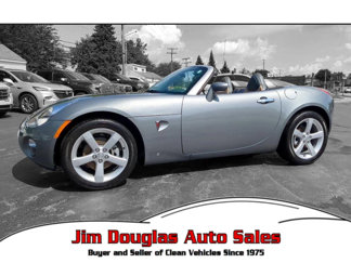 Used 2006 Pontiac Solstice Convertible w/ Premium Package image 1