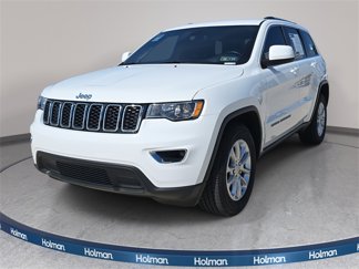 Used 2021 Jeep Grand Cherokee Laredo video 1