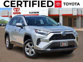 Used 2022 Toyota RAV4 XLE image 1