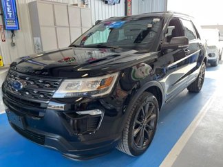 Used 2018 Ford Explorer XLT w/ Equipment Group 202A image 1