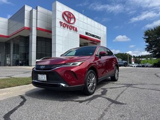 Used 2022 Toyota Venza Limited image 1