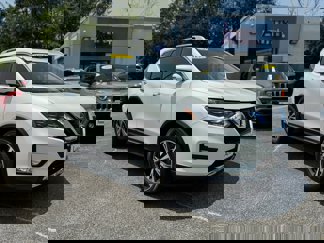 Used 2017 Nissan Rogue SL w/ SL Premium Package image 1