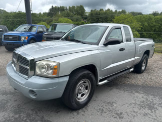 Used 2006 Dodge Dakota ST image 1