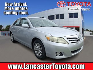 Used 2011 Toyota Camry LE image 1