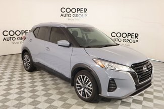 Used 2023 Nissan Kicks SV image 1