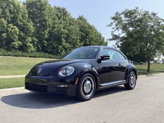 Used 2013 Volkswagen Beetle 2.5 image 1