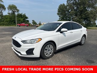 Used 2020 Ford Fusion S image 1