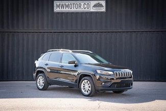 Used 2019 Jeep Cherokee Latitude w/ Popular Appearance Group image 1