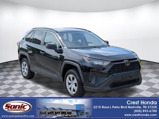 Used 2021 Toyota RAV4 LE image 1