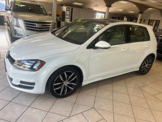 Used 2015 Volkswagen Golf SE w/ Golf Sport Package image 1