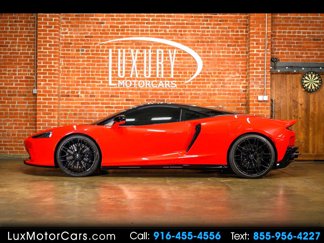 Used 2023 McLaren GT image 1