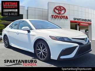 Used 2023 Toyota Camry SE image 1