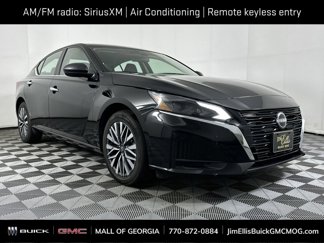 Used 2024 Nissan Altima 2.5 SV image 1