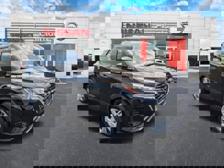 New 2025 Nissan Kicks Play S image 1