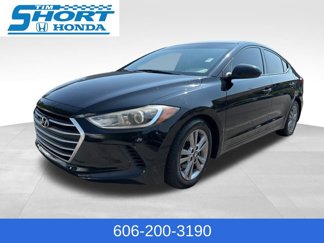 Used 2017 Hyundai Elantra SE image 1