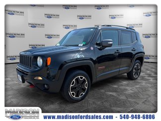 Used 2017 Jeep Renegade Trailhawk w/ Premium Trailhawk Package image 1