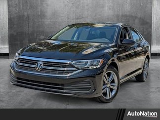 Used 2023 Volkswagen Jetta SE image 1