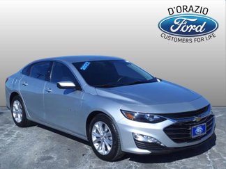 Used 2022 Chevrolet Malibu LT image 1