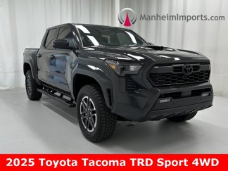 Used 2025 Toyota Tacoma TRD Sport image 1