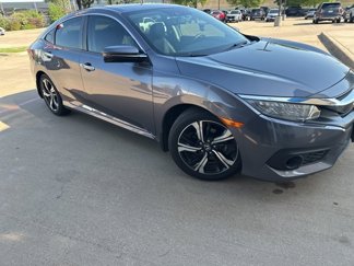 Used 2017 Honda Civic Touring image 1