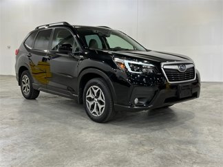 Used 2021 Subaru Forester Premium image 1