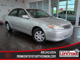 Used 2004 Toyota Camry LE image 1