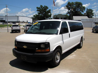 Used 2016 Chevrolet Express 3500 LS image 1